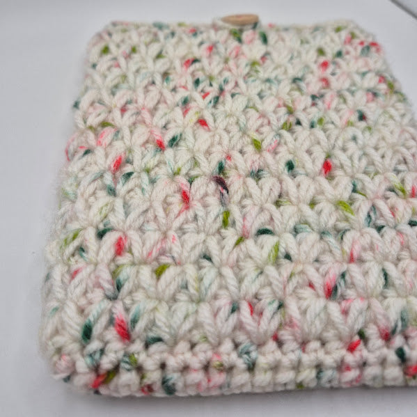 White Speckle Christmas Kindle Sleeve